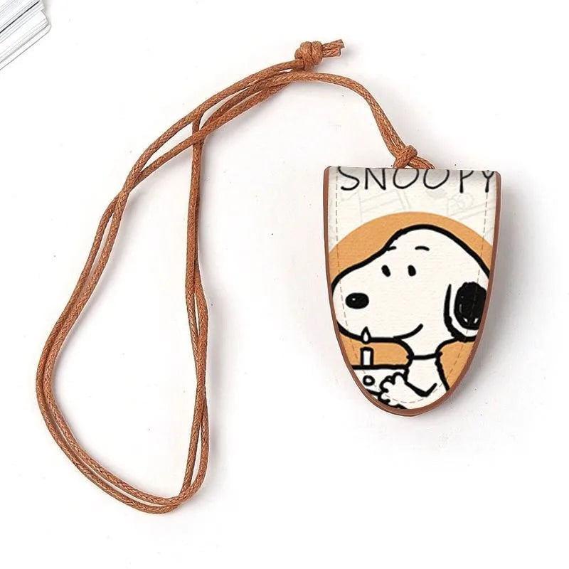 Snoopy Cartoon Portable Eyewear Holder