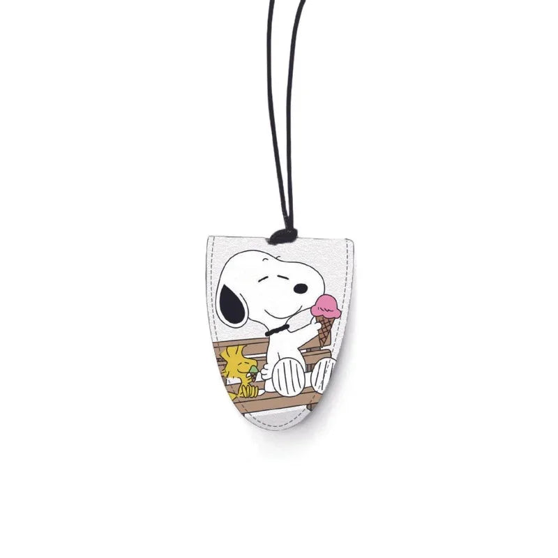 Snoopy Cartoon Portable Eyewear Holder