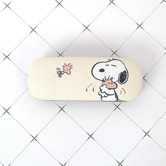 Snoopy Cartoon Eyeglasses Case